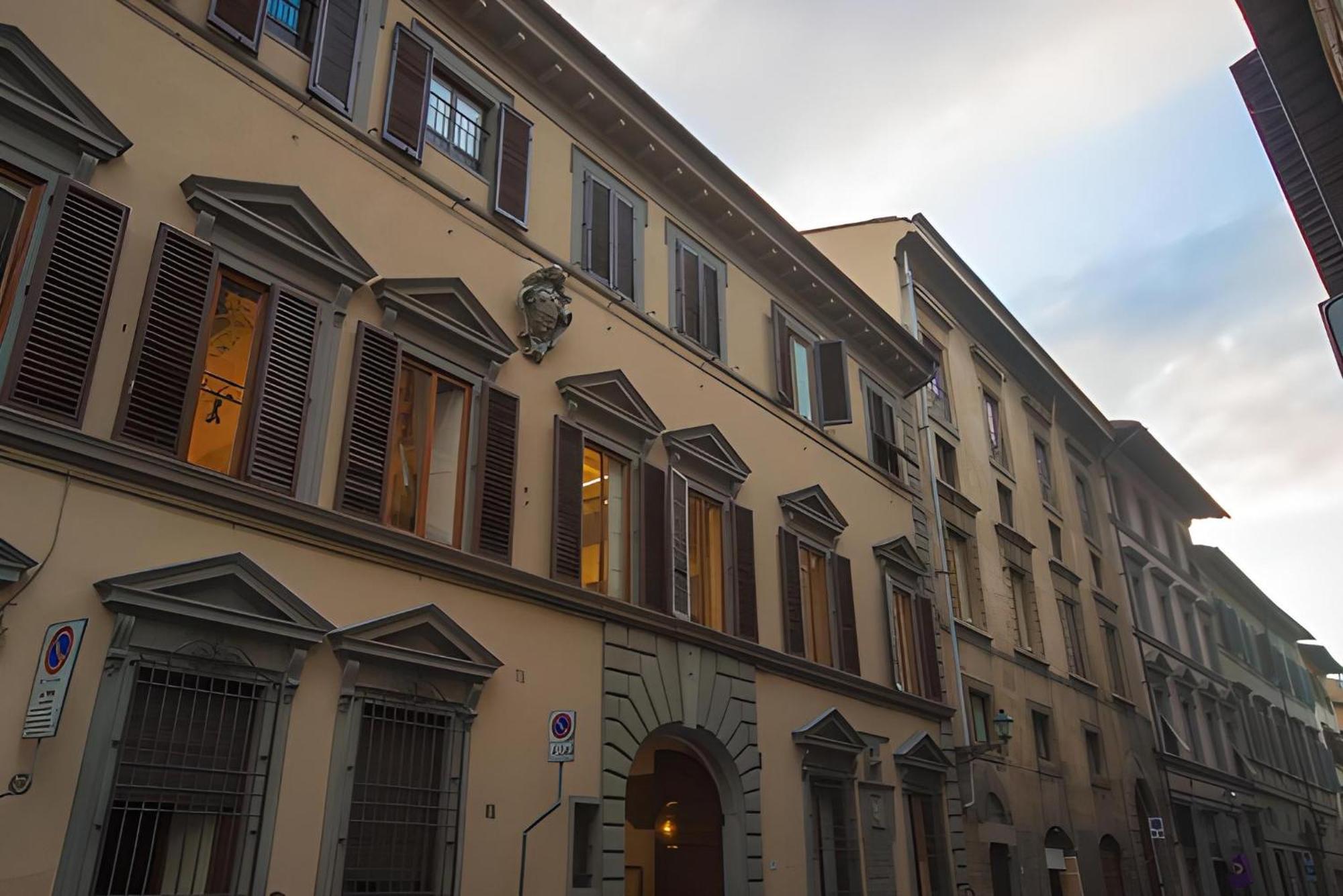Lungarno Ponte Vecchio Hotell Florens Exteriör bild